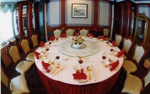 Stone Forest International Hotel Qujing Restaurante foto